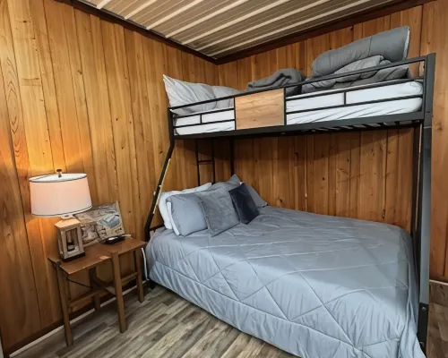 Cozy Cabin central to Jefferson, Atlanta, Caddo Lake, Marshall & Linden Hotele w: Cass County