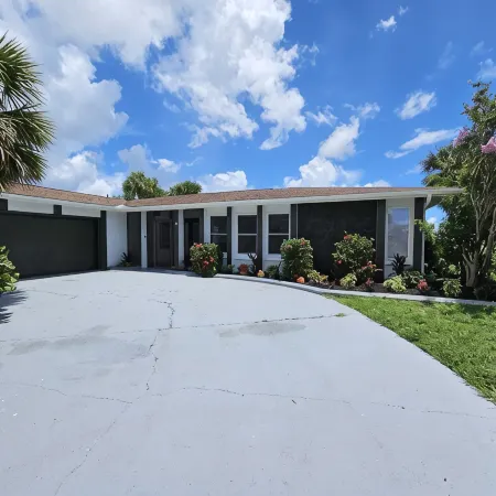 Rotonda Retreat with Heated Pool, Golf, Beaches!