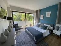 SUPER CANNES / GOLFE JUAN LUXURY APARTMENT SEA IMPRENABLE SEA. PRIVATE FLOOR