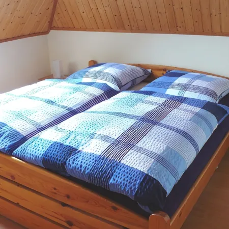 Ren. Apartment very close to the Baltic Sea, central, garden, WiFi, parking by the house