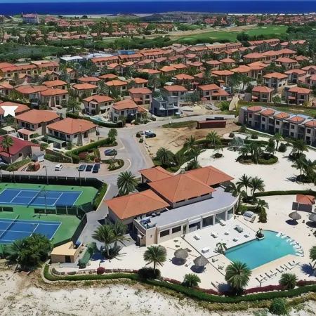 Amazing Ground Floor 2 BR Condo in Malmok close to Arashi Beach