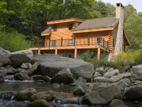 Cozy Vermont Log Cabin Near Okemo & Killington ~ the Perfect Snowy Getaway 캐번디쉬 호텔