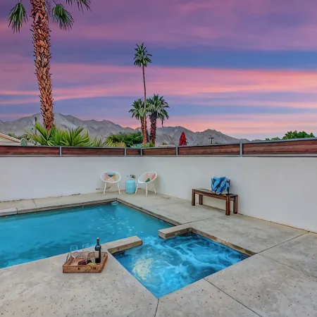 Hacienda: #224128 BR 3 Pool, Spa, Mountain Views!