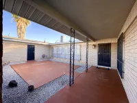 A.L.I. Place is a newly renovated 3 bedroom/2 bathroom home 5 min. from airport. - 4 stjerner