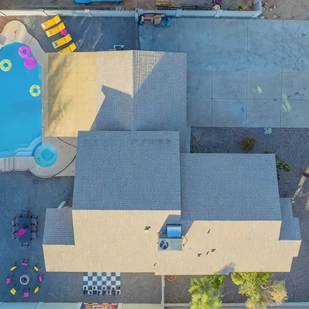 Luxe Oasis! Heated Pool, Spa, Theater, Game room, Sauna & Gym!