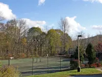 Beautiful Condominium at Castle Hill Resort, 10 Minutes from Okemo Ski Resort Hotels in Cavendish