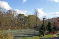Beautiful Condominium at Castle Hill Resort, 10 Minutes from Okemo Ski Resort