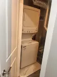 Darlington’s basement suite! - 3성급