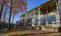 Lakefront Norris Lake house. Dock, Minimal Stairs. Close to I-75, Jacksboro, TN - Wifi