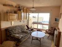 Appartement à 2 Minutes à Pied des Commerces et Télécabines Avec Superbe vue -  Privatzimmer