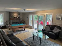 Ultimate Lakeview Cottage Retreat: Hot Tub, Paddle & Play - balcony
