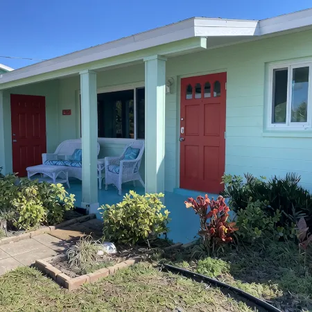 Oceanfront Home in Flager Beach with Beach Chairs & Towels, WIFI - Pet friendly.