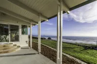 Sunrise to Sunset Views • Cayucos Beachfront Home - 4-Star