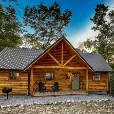 Moondance Cabin at Red River Gorge - Hot Tub