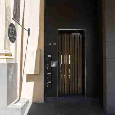 Spacious, modern apartment right in the Bendigo CBD Others