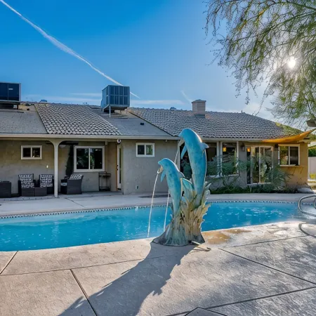 Modern Vegas Hot Tub Retreat • Pet Friendly • Near Strip • 10% Off January