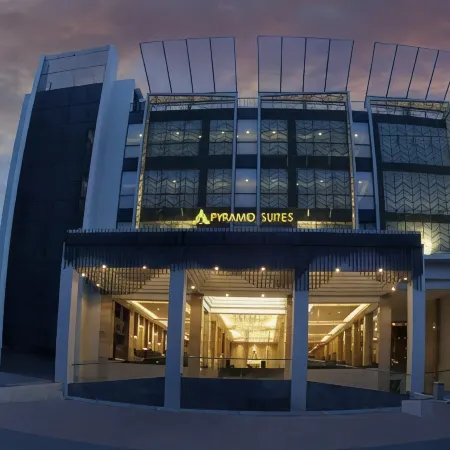 Pyramid Suites Hotel