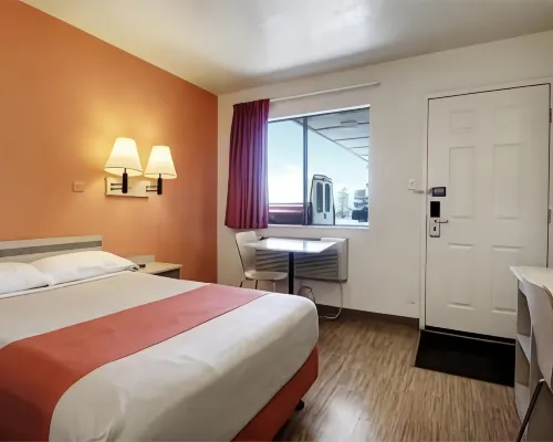 Super 8 by Wyndham Woods Cross/Salt Lake City North 데이비스 카운티 호텔