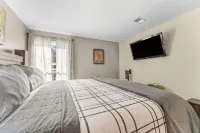 Walk-in Pointe Royale Condo - Golf Course Pond View - Pools, Hot Tub & Clubhouse - 民泊