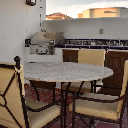 Casa Paraiso - 1 minute walk to the Beach!