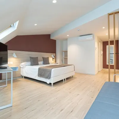 Hotel & Aparthotel Cosmos Hotels near Grandvalira Resorts