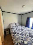 Pymatuning Lake, walking distance to lake, marina and launch. Amish welcome! - 2-Star