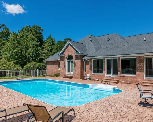 Large House w/ Private pool - perfect for Golfing Groups (12) beds Hotels in Pinehurst