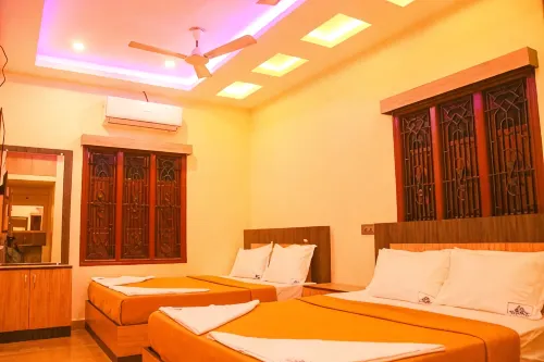 Sree Kumaran Residence