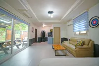 Cheongju Crapas Pension - Homestays