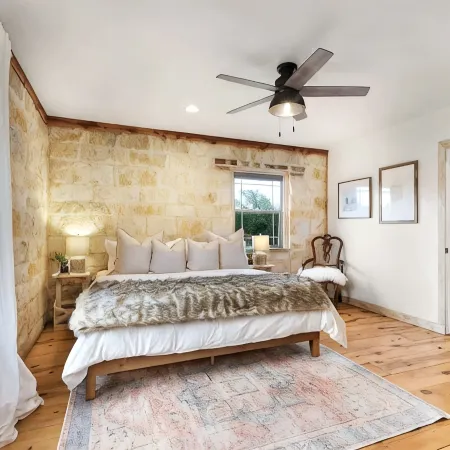 Luxury Home with Fire Pit & Hill Country Views