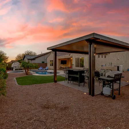 DESERT GEM! Resort style Living - Private Pool.