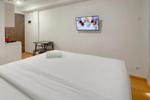 Best Choice Studio Room at Apartment Sentraland Medan By Travelio - Apartments