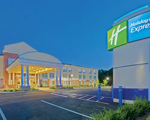 Holiday Inn Express NEPTUNE by IHG Hotels in Monmouth County