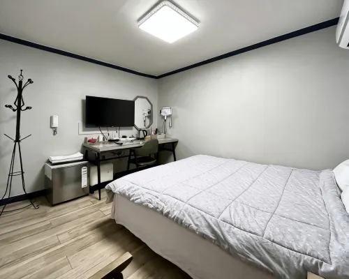 Jinju Namgang Hotels in Jinju