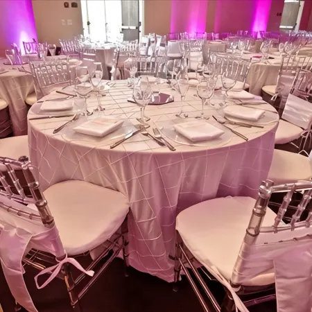 Holiday Inn MADISON AT THE AMERICAN CENTER by IHG
