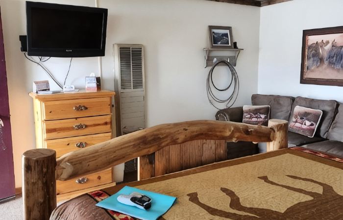 Cowboy Country Inn