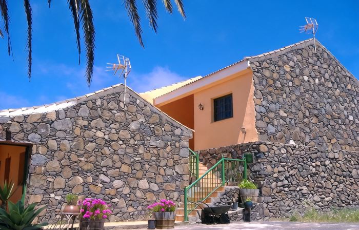 Casas Rurales Amparo Las Hayas