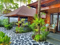 Scallywags Beach Club - Barer