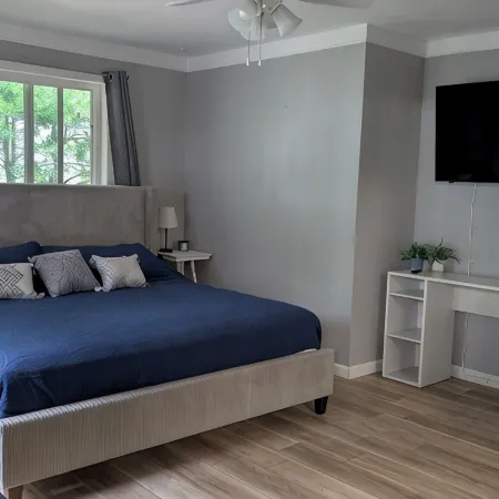 Lake Huron Retreat • Sandy Private Lake Huron Beach • Pet Friendly