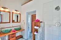 Villa Matija - Eco-Friendly, Luxurious Getaway Отели в г. 