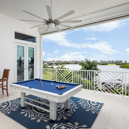 Bayfront Luxury – 5Br, Heated Saltwater Pool, Spa, Gulf Access & Walk to Beach