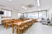 Gwangyang Sandalbaengi Pension