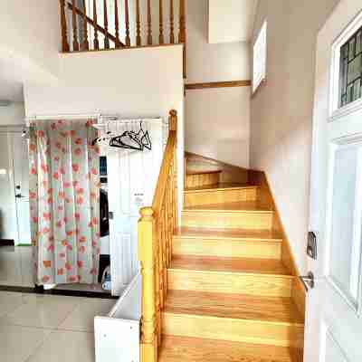Cozy 2-bedroom guesthouse in a convenient location Others