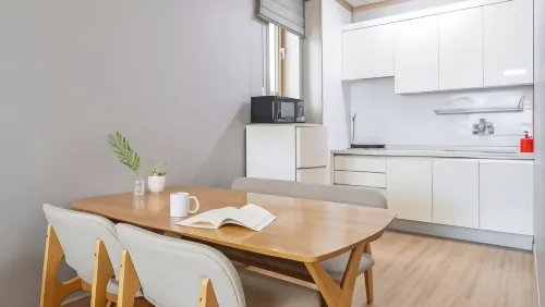 Yangyang Haetteuneun Changmun Pet-Friend - Pet friendly