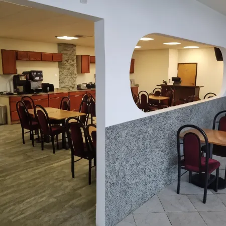 Alex Hotel and Suites