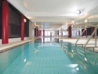 Oaks Adelaide Horizons Suites - Condos