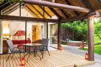 Leopard Walk Lodge
