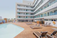 Hotel Balneario Playa de Comarruga - Beach