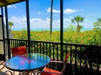 Gulf-Front: Dreamy Views, Renovated, Steps from Beach - 4-Star