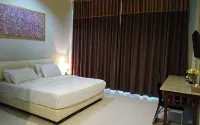 Bajau Bay Hotel & Resort